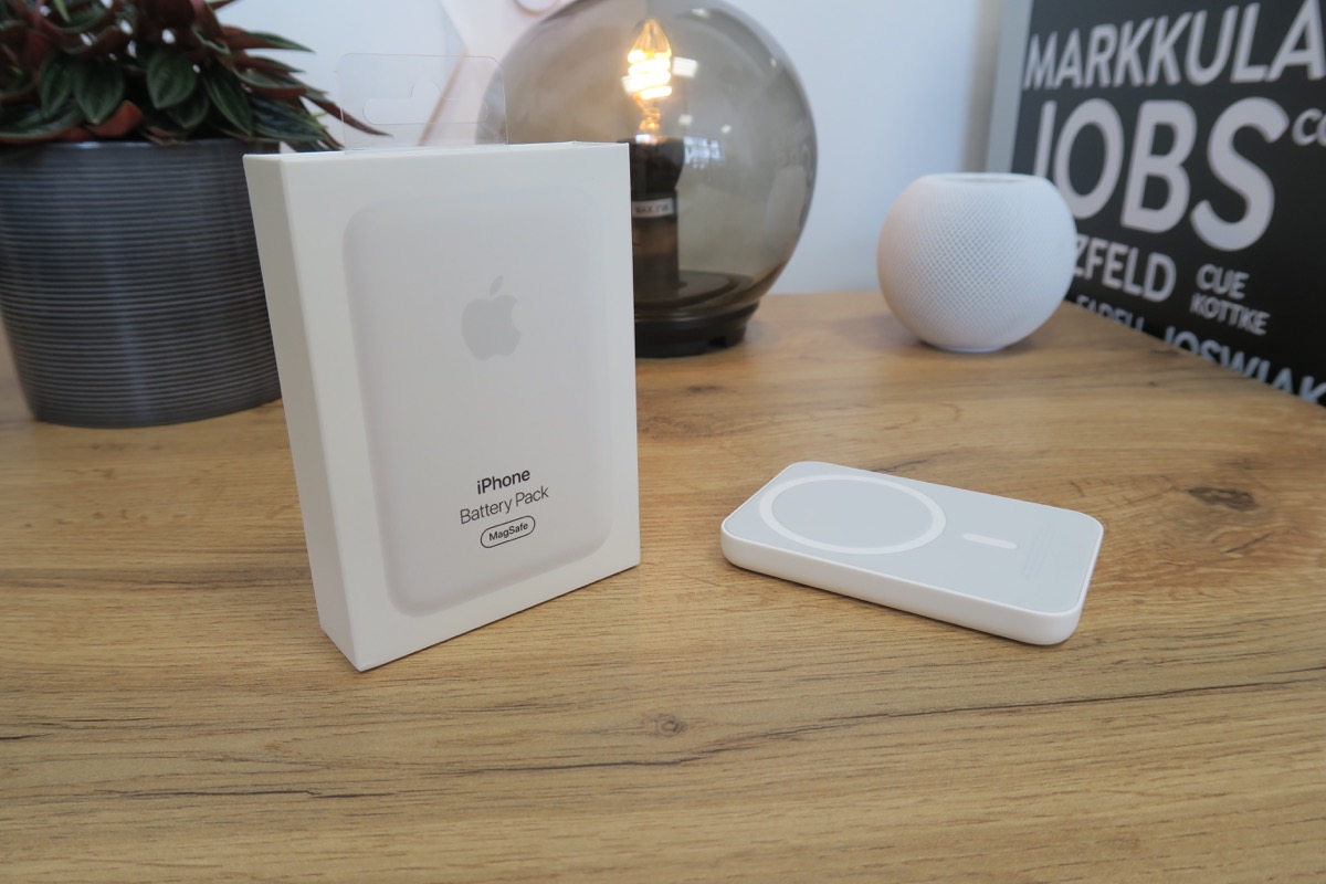 apple magsafe battery pack stand